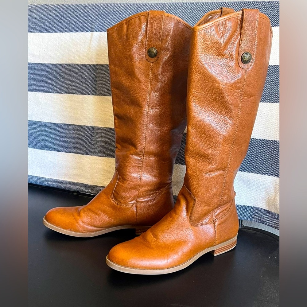 Women’s size 9.5 boots